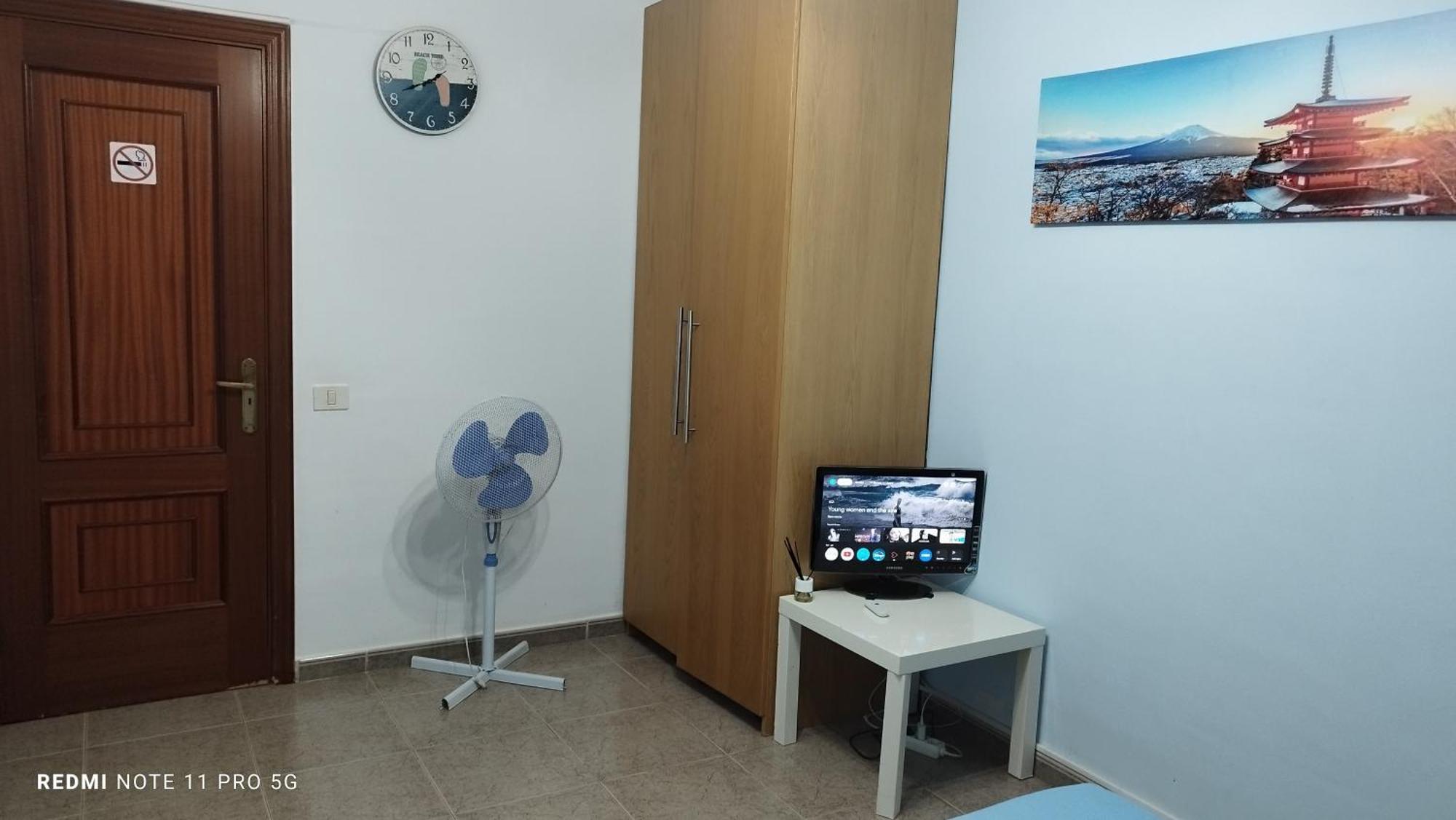 Los Cristianos Centro, Room With A Private Bathroom In Shared Apartment Арона Екстериор снимка