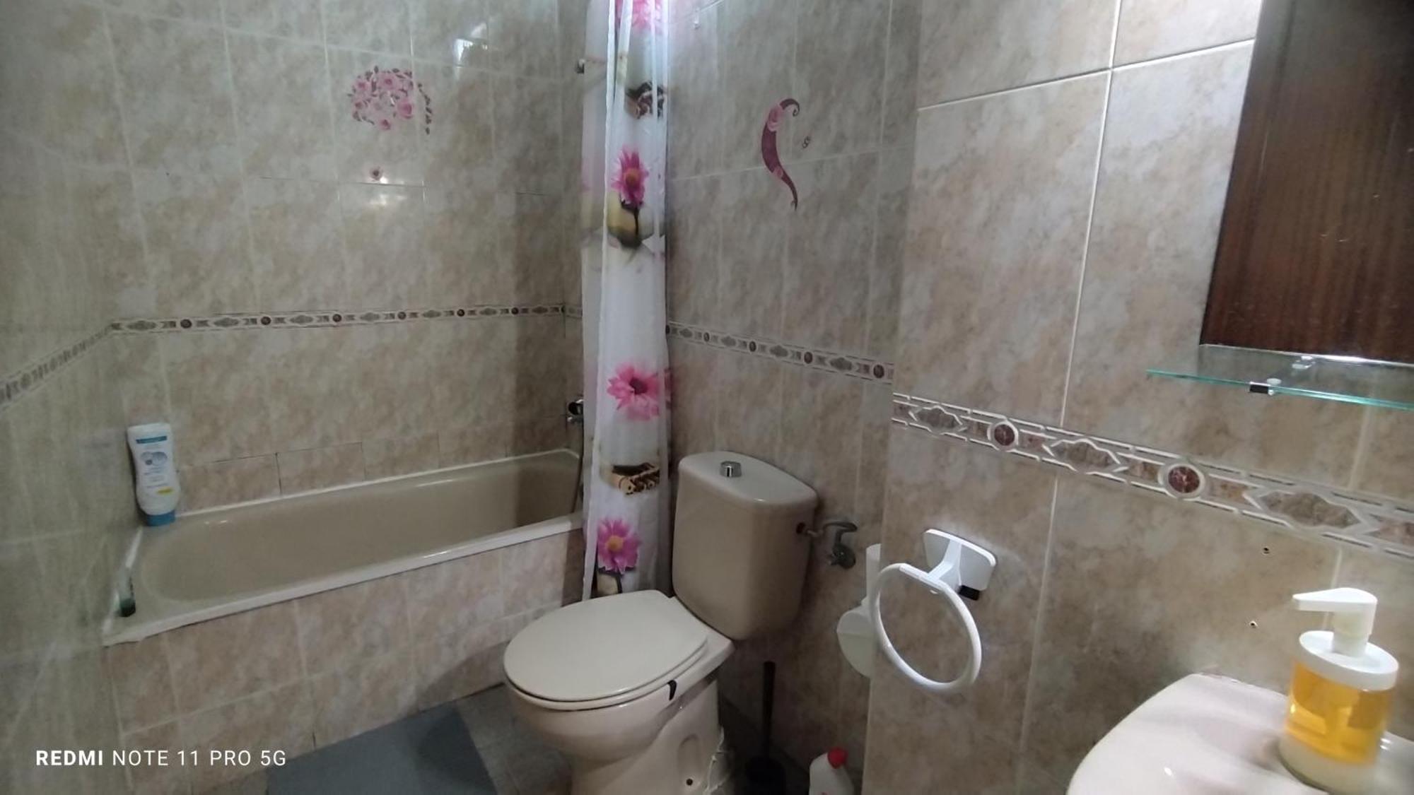 Los Cristianos Centro, Room With A Private Bathroom In Shared Apartment Арона Екстериор снимка